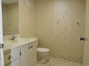 7625 SW 106th Ave, Miami FL 33173