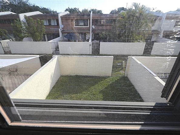 7625 SW 106th Ave, Miami FL 33173