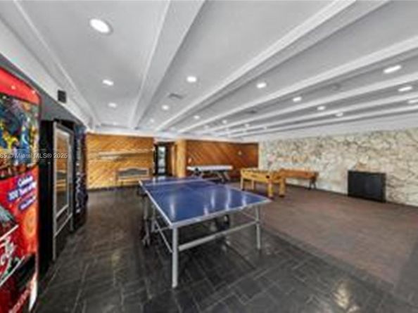 7625 SW 106th Ave, Miami FL 33173