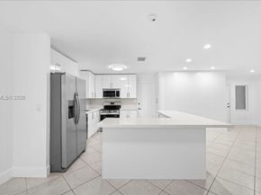 6722 SW 135th Ct, Miami FL 33183