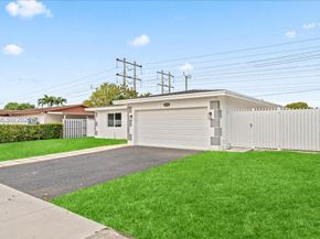 6722 SW 135th Ct, Miami FL 33183