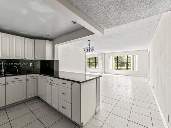 2311 S Cypress Bend Dr 217A, Pompano Beach FL 33069
