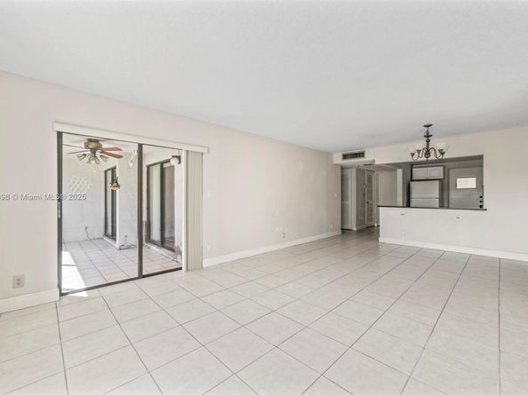 2311 S Cypress Bend Dr 217A, Pompano Beach FL 33069