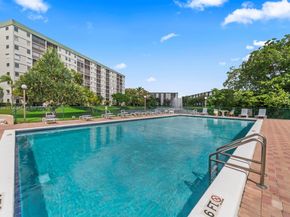 2311 S Cypress Bend Dr 217A, Pompano Beach FL 33069