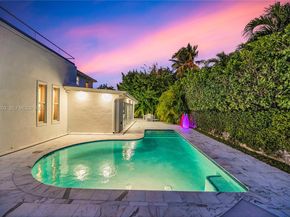 4321 Nautilus Dr, Miami Beach FL 33140