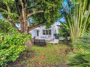 4321 Nautilus Dr, Miami Beach FL 33140
