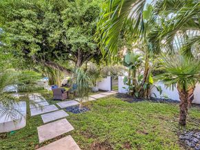 4321 Nautilus Dr, Miami Beach FL 33140