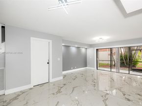 7111 SW 42nd Pl, Davie FL 33314