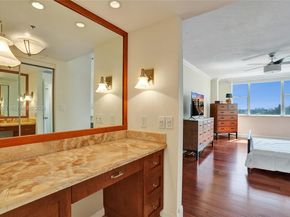 4001 Hillcrest Dr 817, Hollywood FL 33021