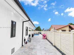 13341 SW 41st St, Miami FL 33175