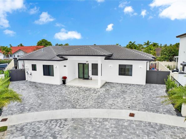 13341 SW 41st St, Miami FL 33175