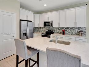 Undisclosed Address #A11871178, Hollywood FL 33021