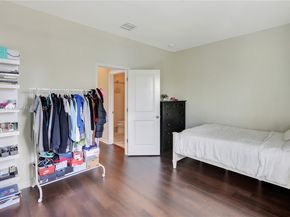 Undisclosed Address #A11871178, Hollywood FL 33021