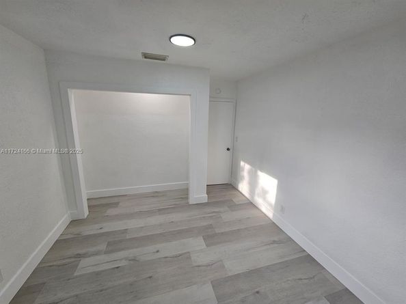 215 SW 19th Ave, Fort Lauderdale FL 33312