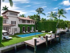 5396 N Bay Rd, Miami Beach FL 33140