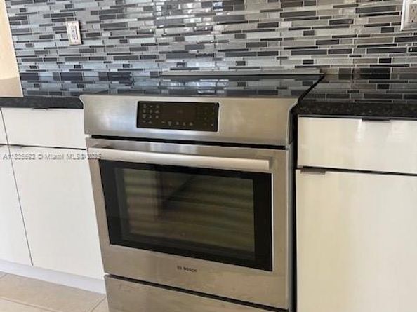 1380 Meadows Blvd, Weston FL 33327