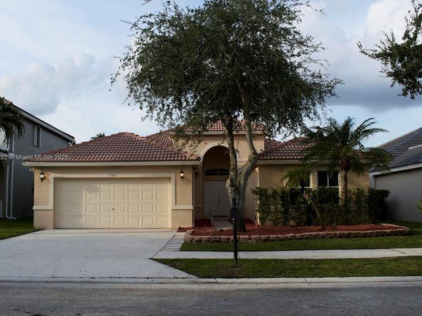 1380 Meadows Blvd, Weston FL 33327