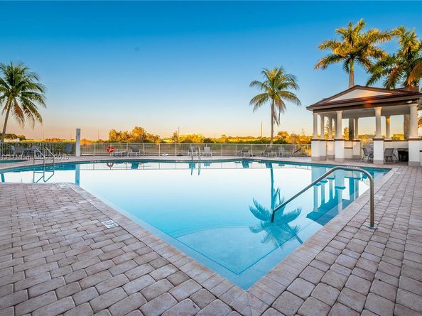 4455 SW 160th Ave 205, Miramar FL 33027