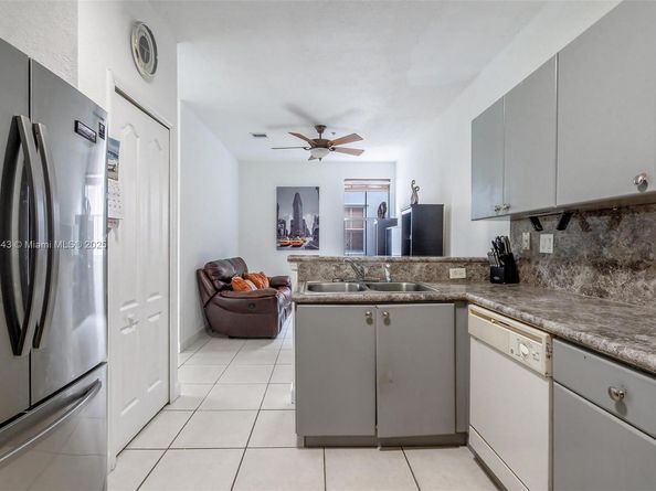 4455 SW 160th Ave 205, Miramar FL 33027