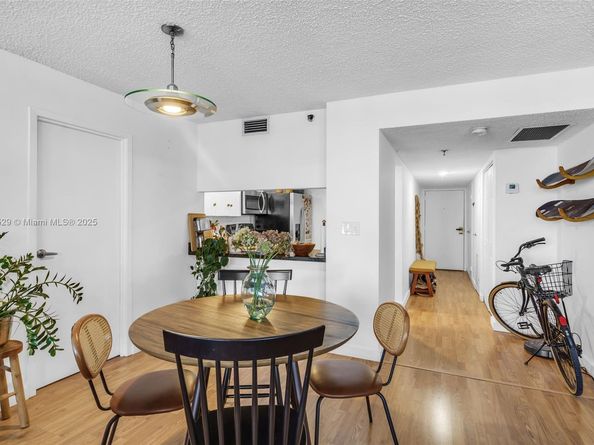 555 NE 15th St PHD, Miami FL 33132