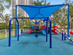3600 Mystic Pointe Dr 407, Aventura FL 33180
