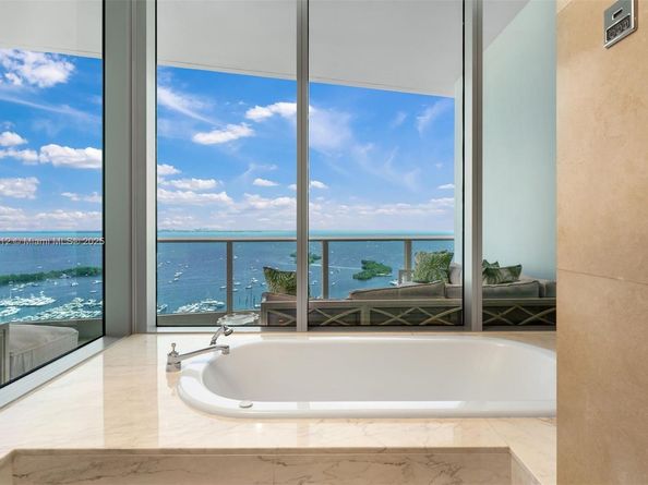 2627 S Bayshore Dr 2801, Miami FL 33133