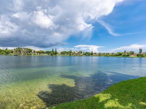875 NE 195th St 112, Miami FL 33179