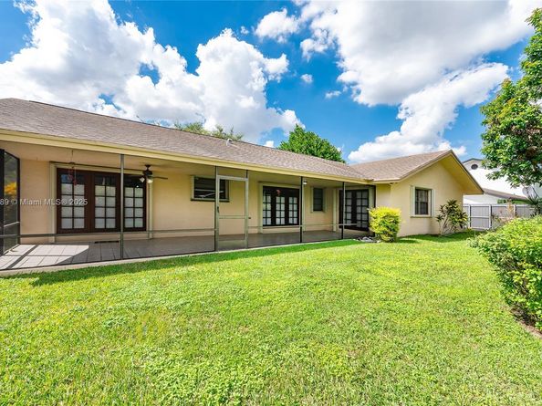 10421 SW 146th Pl, Miami FL 33186