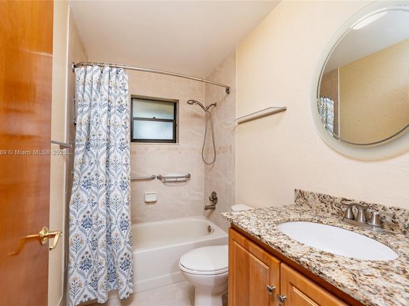 10421 SW 146th Pl, Miami FL 33186