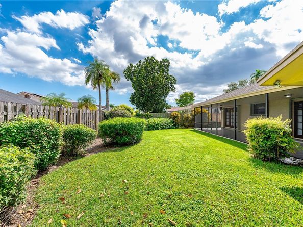 10421 SW 146th Pl, Miami FL 33186