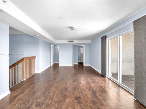 280 SW 20th Rd 904, Miami FL 33129