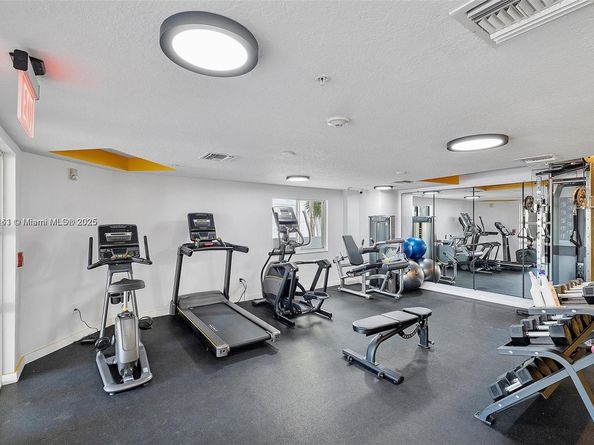280 SW 20th Rd 904, Miami FL 33129