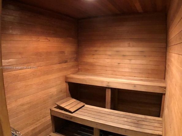 1800 Sunset Harbour Dr 2005, Miami Beach FL 33139