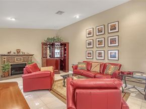 1048 NW 110th Ln, Coral Springs FL 33071