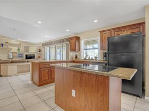 1048 NW 110th Ln, Coral Springs FL 33071