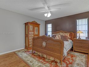 1048 NW 110th Ln, Coral Springs FL 33071