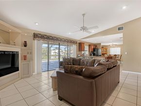 1048 NW 110th Ln, Coral Springs FL 33071