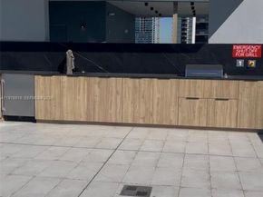 121 NE 5th st 3400, Miami FL 33132