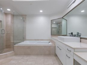 21150 Point PL LPH 2902, Aventura FL 33180