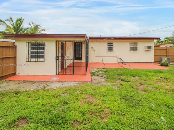 8330 NW 33rd Ave, Miami FL 33147