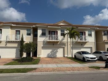 11941 Park Central