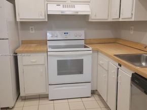 1800 SW 81st Ave 1105, North Lauderdale FL 33068