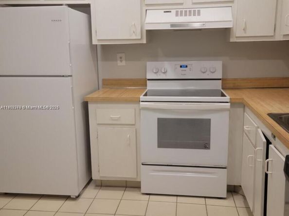 1800 SW 81st Ave 1105, North Lauderdale FL 33068