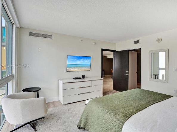 150 Sunny Isles Blvd 11601, Sunny Isles Beach FL 33160