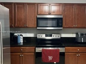 11603 NW 89th St 217, Doral FL 33178