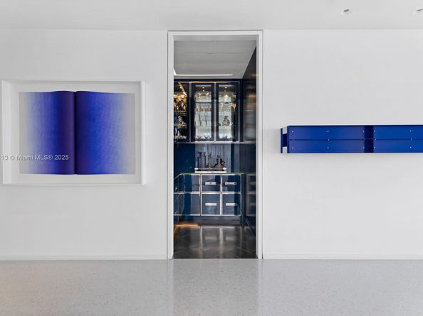 3315 Collins Ave 10B, Miami Beach FL 33140