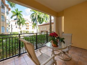 16101 Emerald Estates Dr 250, Weston FL 33331