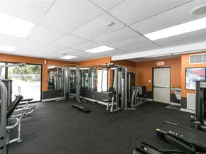 1000 Hillcrest Ct 215, Hollywood FL 33021