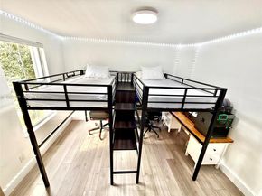 20775 NW 1st St, Pembroke Pines FL 33029