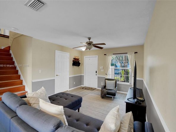 2888 NW 99th Ter, Sunrise FL 33322